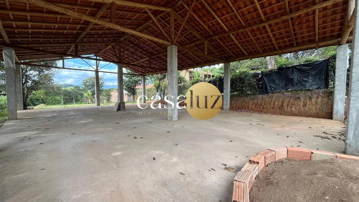 Foto 2 de Terreno / Lote à venda, 2300m2 em Brumadinho - MG