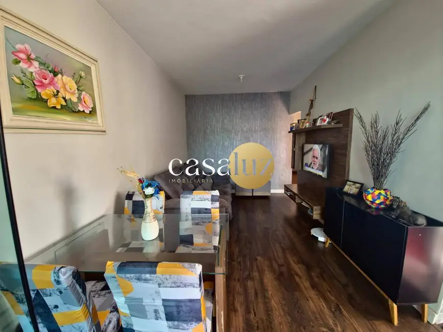 Foto 1 de Casa com 3 quartos à venda, 200m2 em Sarzedo - MG