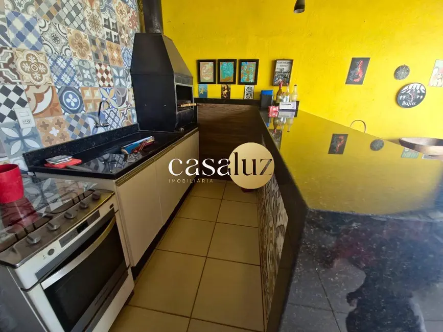 Casa com 3 quartos à venda, 200m2 em Sarzedo - MG - imagem 8 Foto 8 de Casa com 3 quartos à venda, 200m2 em Sarzedo - MG