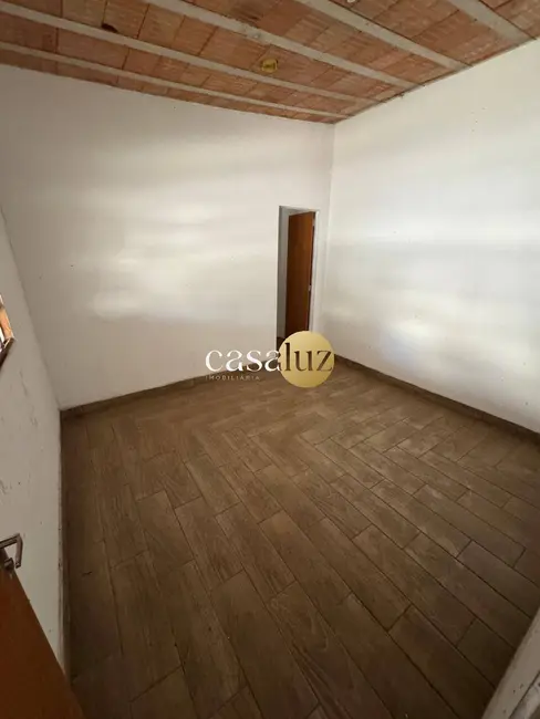 Foto 8 de Casa com 2 quartos à venda, 360m2 em Sarzedo - MG