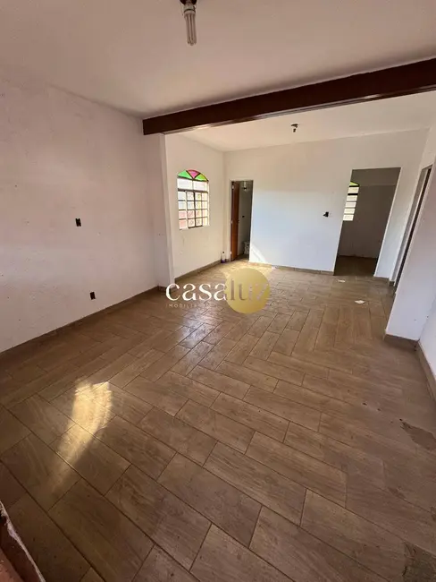 Foto 6 de Casa com 2 quartos à venda, 360m2 em Sarzedo - MG