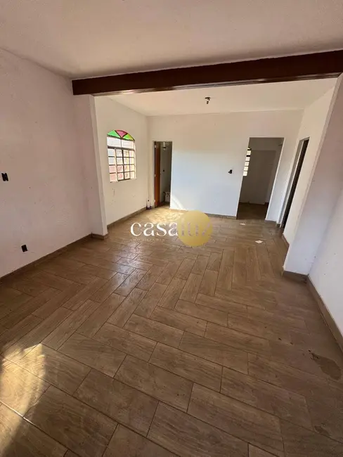 Foto 5 de Casa com 2 quartos à venda, 360m2 em Sarzedo - MG