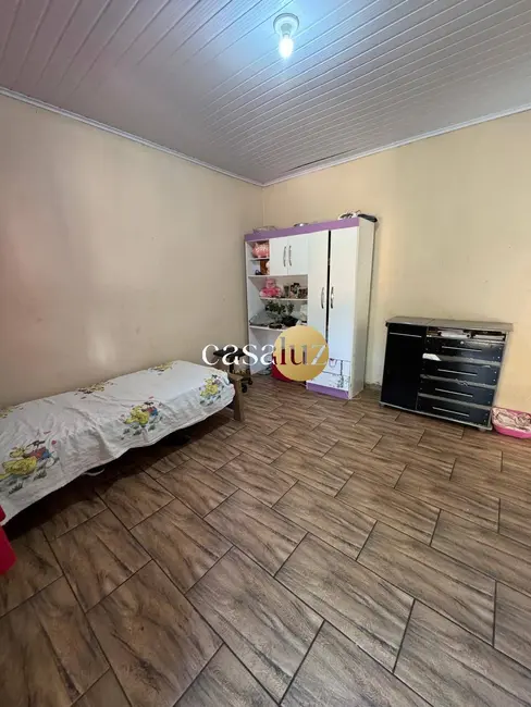 Chácara com 3 quartos à venda, 720m2 em Juatuba - MG - imagem 8 Foto 8 de Chácara com 3 quartos à venda, 720m2 em Juatuba - MG