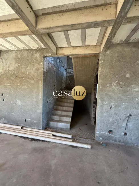 Foto 6 de Casa com 4 quartos à venda, 385m2 em Sarzedo - MG