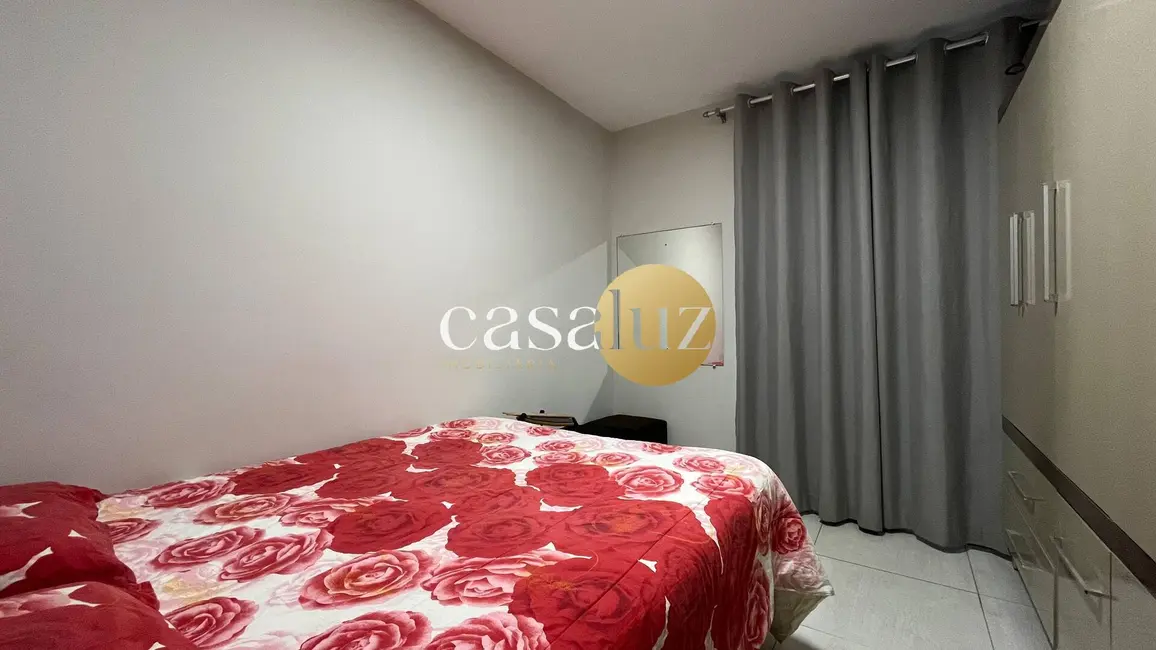 Foto 4 de Casa com 2 quartos à venda, 99m2 em Sarzedo - MG