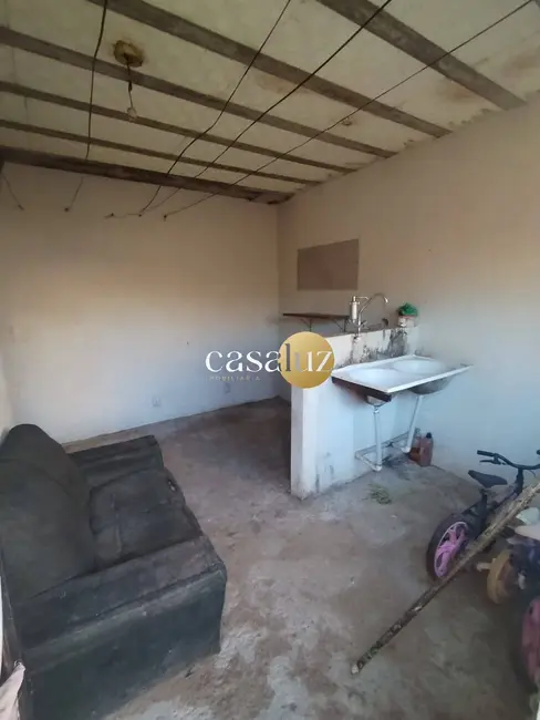 Foto 4 de Casa com 2 quartos à venda, 180m2 em Novo Horizonte, Ibirite - MG