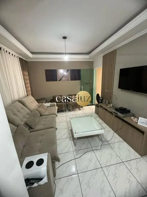 Foto 1 de Apartamento com 3 quartos à venda em Sarzedo - MG