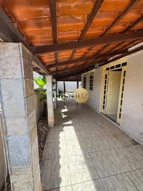 Foto 1 de Casa com 3 quartos à venda, 300m2 em Sarzedo - MG