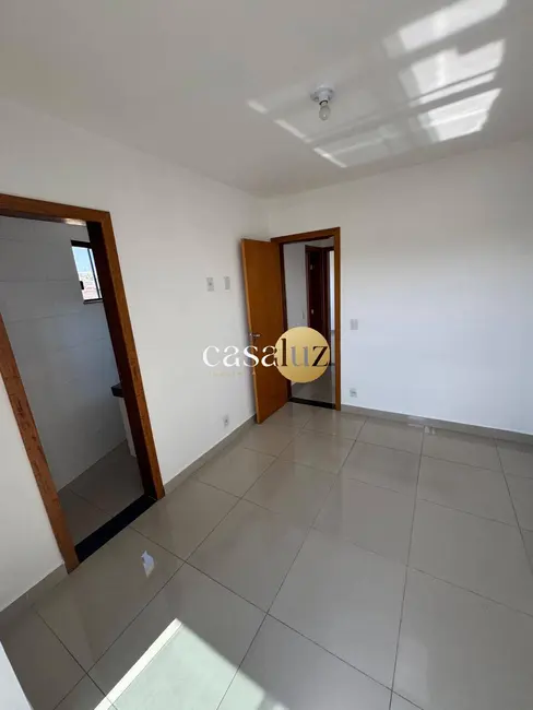 Foto 4 de Apartamento com 2 quartos à venda em Sarzedo - MG