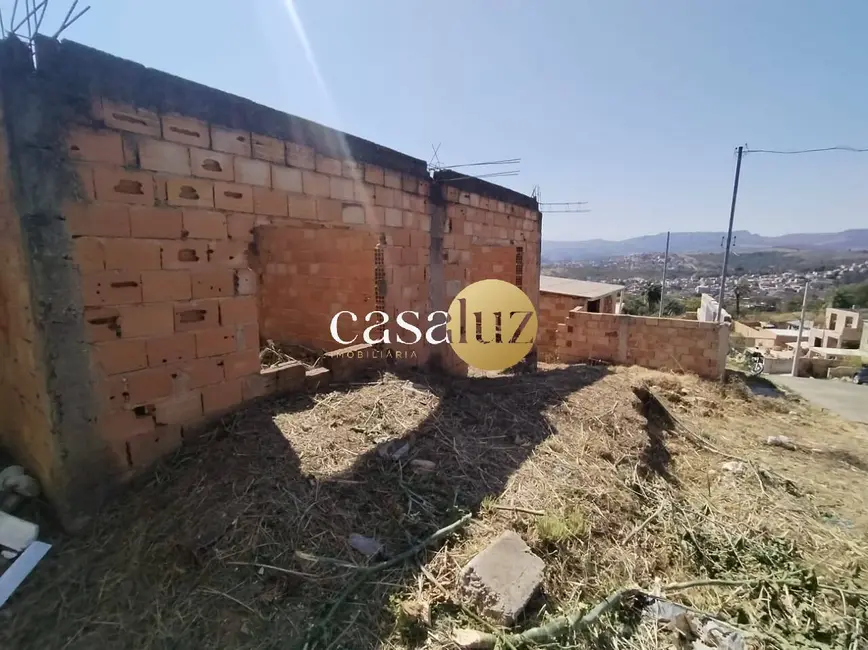 Foto 4 de Terreno / Lote à venda, 252m2 em Sarzedo - MG