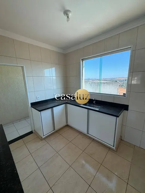 Foto 4 de Cobertura com 2 quartos à venda, 584200m2 em Sarzedo - MG