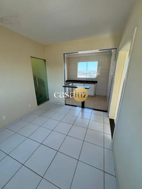 Foto 2 de Cobertura com 2 quartos à venda, 584200m2 em Sarzedo - MG