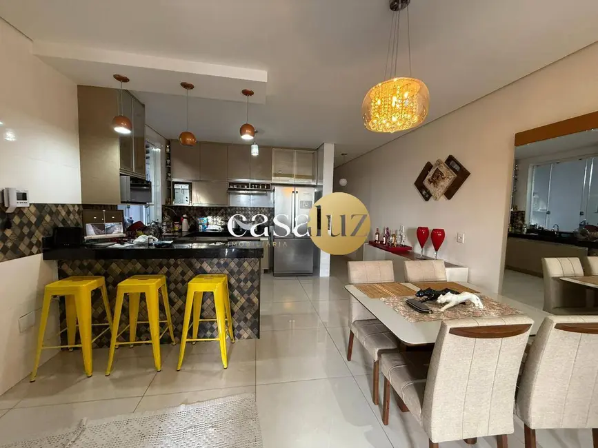 Foto 4 de Casa com 3 quartos à venda, 200m2 em Jardim Brasília, Betim - MG