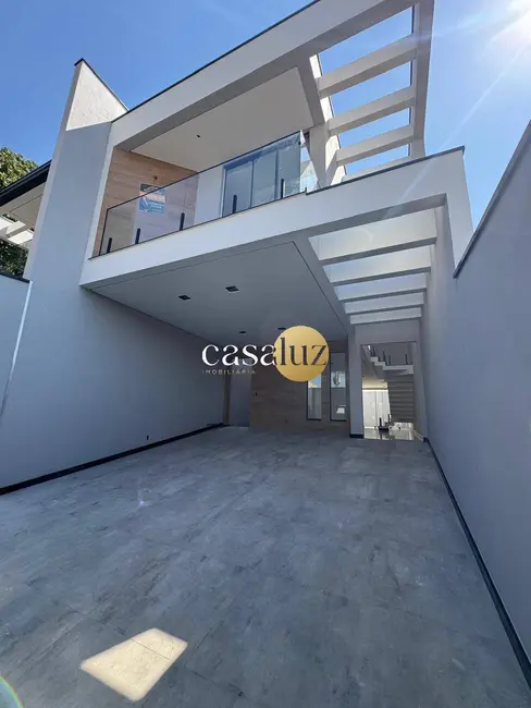 Foto 1 de Casa com 3 quartos à venda, 180m2 em Jardim Brasília, Betim - MG