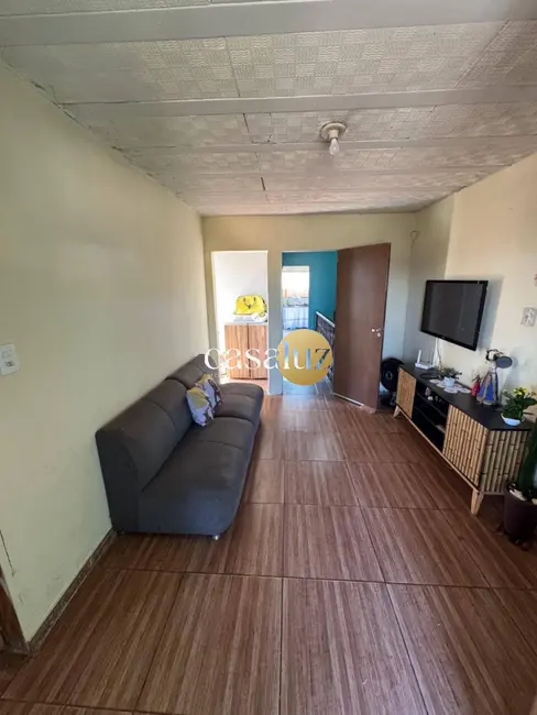 Foto 2 de Casa com 3 quartos à venda, 240m2 em Sarzedo - MG