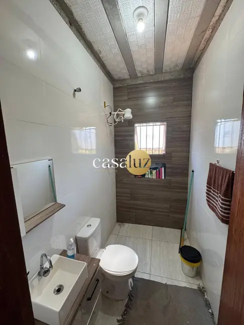 Casa com 2 quartos à venda, 200m2 em Mario Campos - MG - imagem 5 Foto 5 de Casa com 2 quartos à venda, 200m2 em Mario Campos - MG