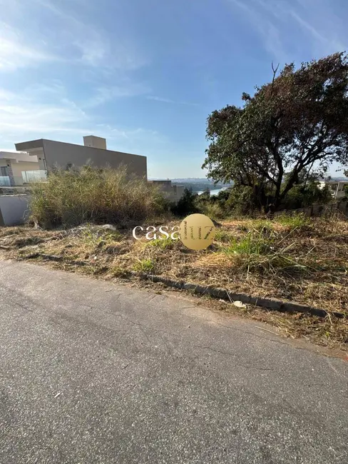 Foto 6 de Terreno / Lote à venda, 360m2 em Sarzedo - MG