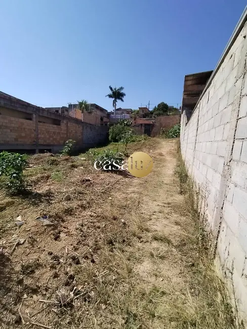 Foto 1 de Terreno / Lote à venda, 360m2 em Sarzedo - MG