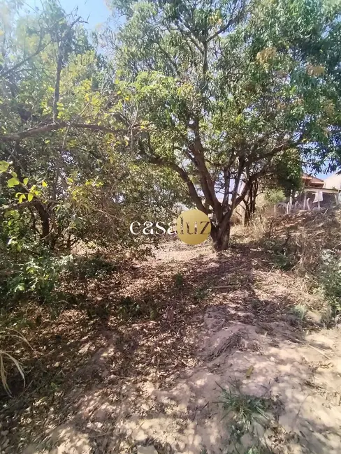 Foto 1 de Terreno / Lote à venda, 360m2 em Sarzedo - MG