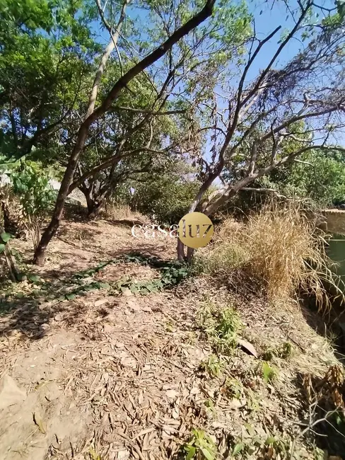 Foto 2 de Terreno / Lote à venda, 360m2 em Sarzedo - MG