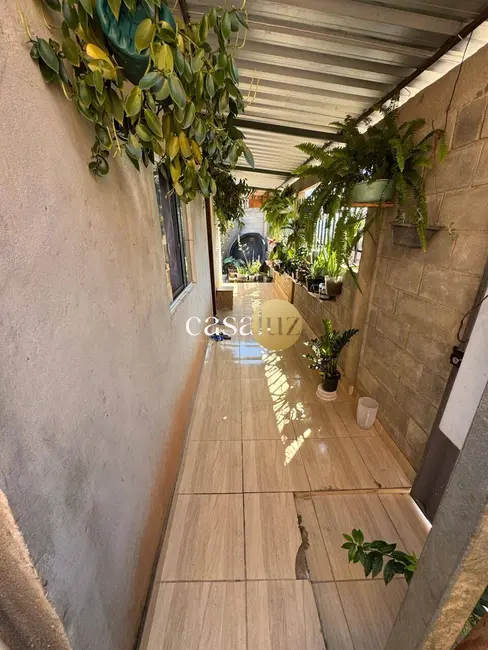 Foto 9 de Casa com 3 quartos à venda, 120m2 em Sarzedo - MG