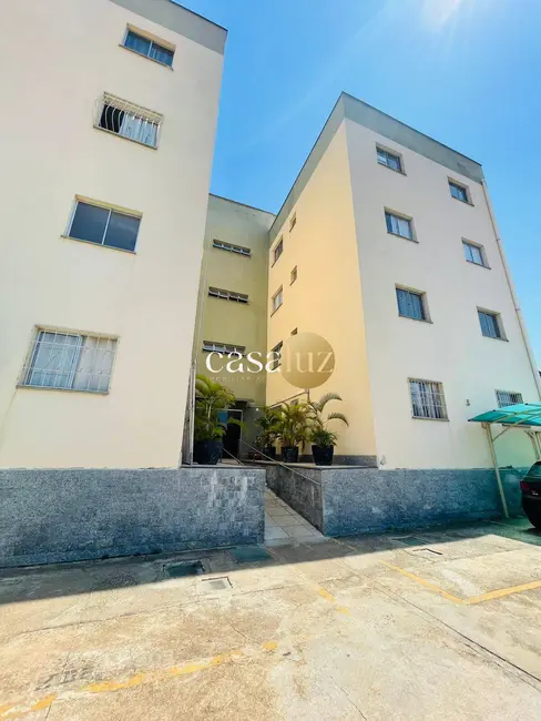 Foto 1 de Apartamento com 3 quartos à venda, 739700m2 em Sarzedo - MG