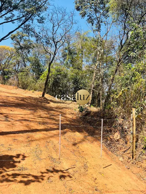 Terreno / Lote à venda, 1778m2 em Mario Campos - MG - imagem 1 Foto 1 de Terreno / Lote à venda, 1778m2 em Mario Campos - MG