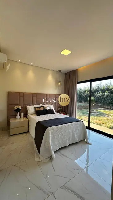 Foto 8 de Casa com 4 quartos à venda, 1000m2 em Mario Campos - MG