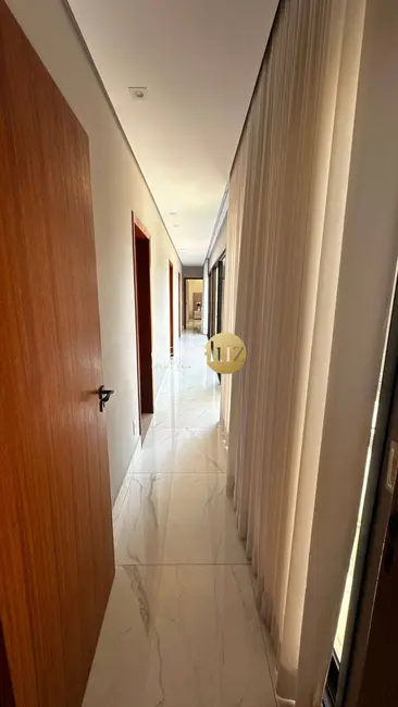 Foto 7 de Casa com 4 quartos à venda, 1000m2 em Mario Campos - MG