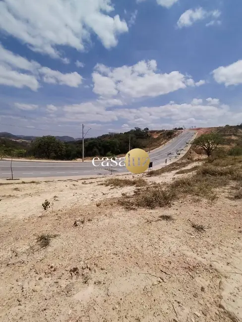 Foto 3 de Terreno / Lote à venda, 1006m2 em Betim - MG