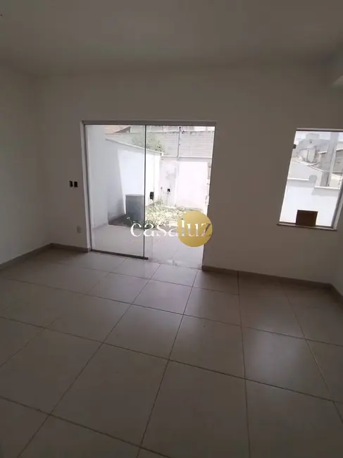 Foto 3 de Casa com 3 quartos à venda em Sarzedo - MG