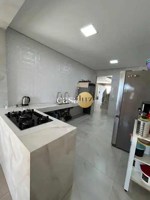Foto 3 de Casa com 3 quartos à venda, 180m2 em Sarzedo - MG