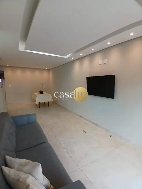 Foto 2 de Casa com 3 quartos à venda, 180m2 em Sarzedo - MG