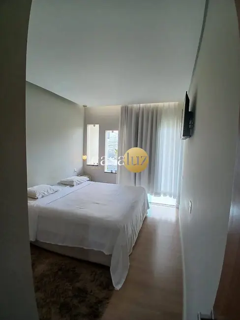 Foto 3 de Casa com 3 quartos à venda, 180m2 em Sarzedo - MG