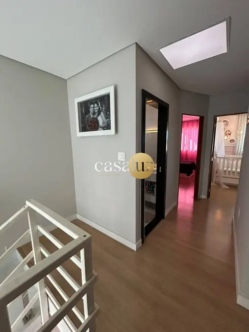 Foto 4 de Casa com 3 quartos à venda, 180m2 em Sarzedo - MG