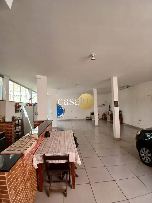 Foto 2 de Casa com 3 quartos à venda, 379m2 em Sarzedo - MG