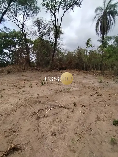 Foto 6 de Terreno / Lote à venda, 360m2 em Sarzedo - MG