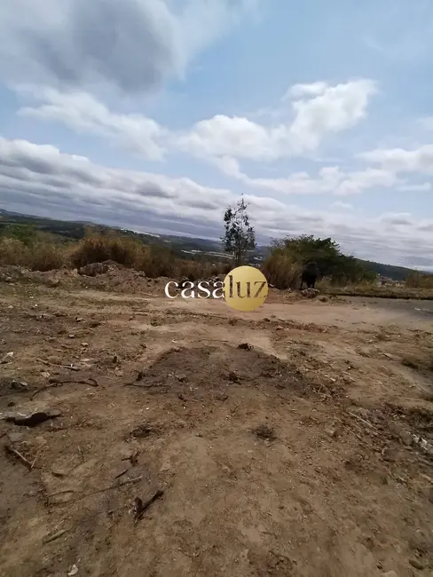 Foto 2 de Terreno / Lote à venda, 360m2 em Sarzedo - MG
