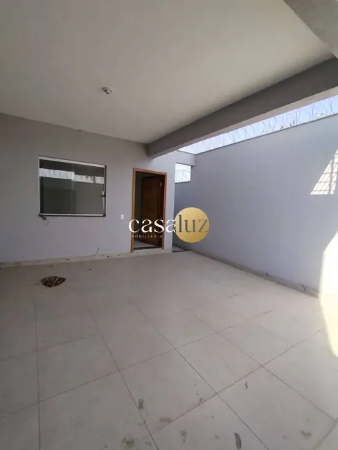 Foto 1 de Casa com 3 quartos à venda, 180m2 em Betim - MG