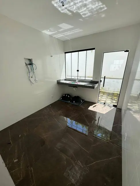 Foto 5 de Casa com 2 quartos à venda, 65m2 em Sarzedo - MG