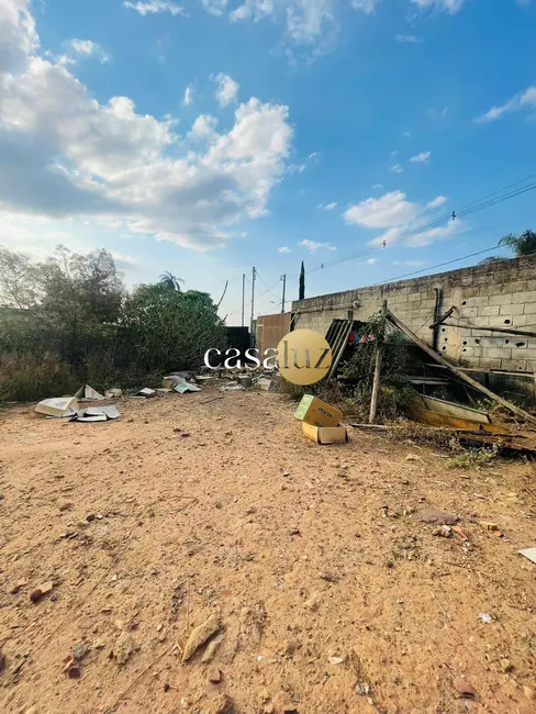 Foto 3 de Terreno / Lote à venda, 3100m2 em Vila Satélite, Sarzedo - MG