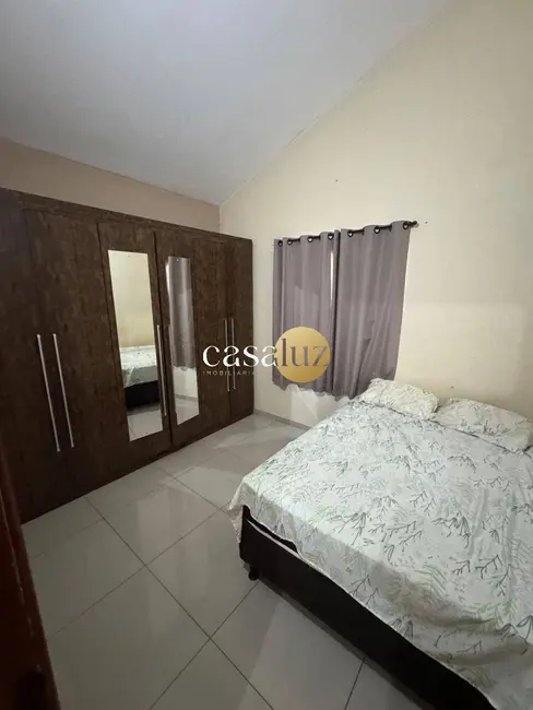 Foto 2 de Casa com 2 quartos à venda, 300m2 em Sarzedo - MG