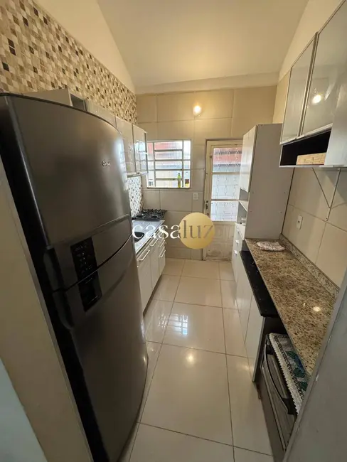 Foto 6 de Casa com 2 quartos à venda, 300m2 em Sarzedo - MG