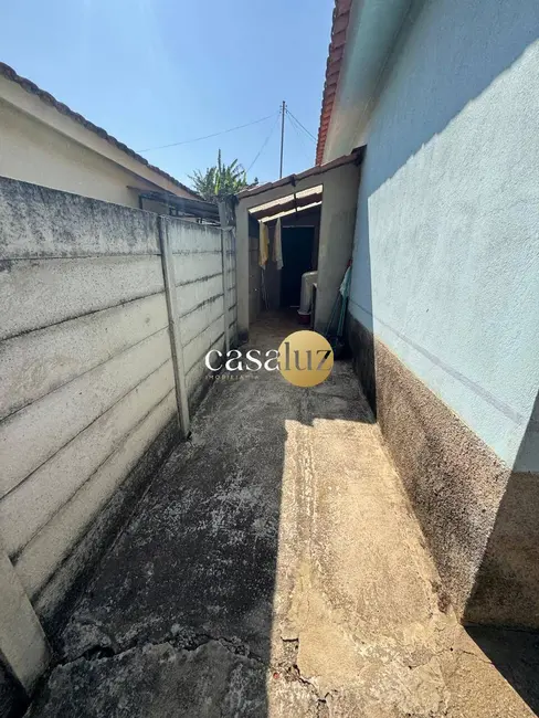 Foto 8 de Casa com 2 quartos à venda, 300m2 em Sarzedo - MG