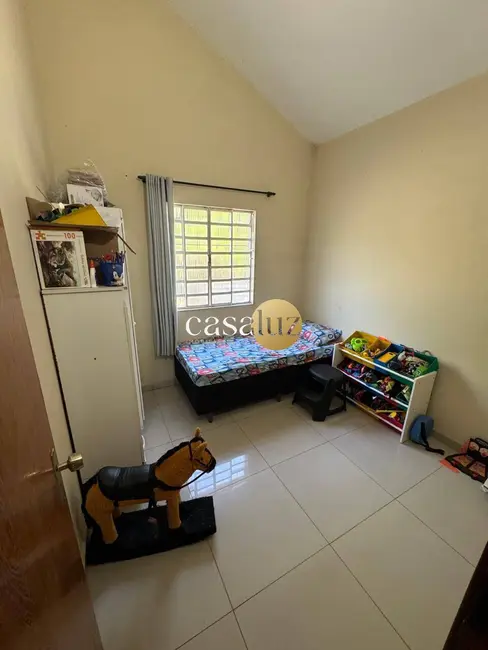 Foto 3 de Casa com 2 quartos à venda, 300m2 em Sarzedo - MG