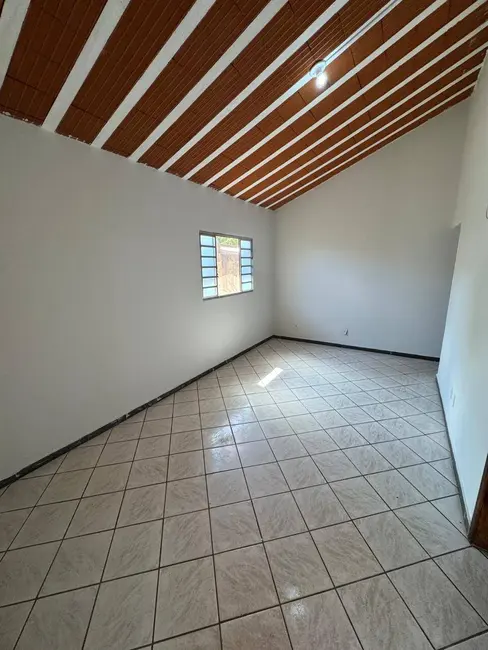Foto 2 de Casa com 3 quartos à venda, 258m2 em Sarzedo - MG