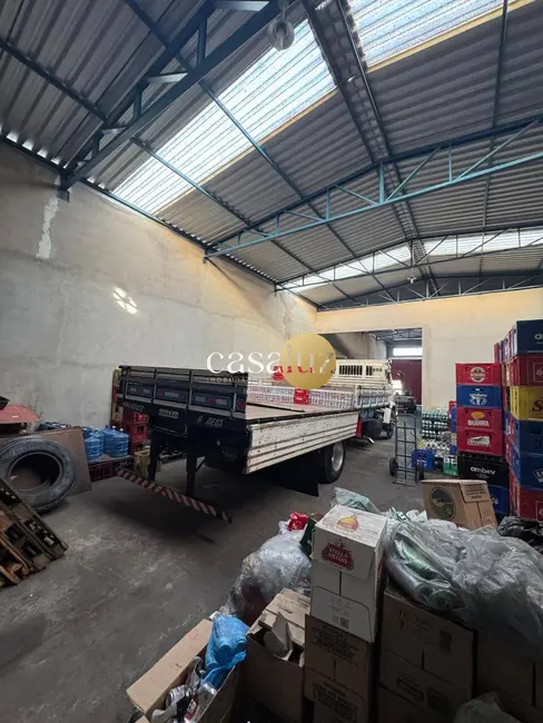 Foto 9 de Armazém / Galpão à venda, 300m2 em Sarzedo - MG