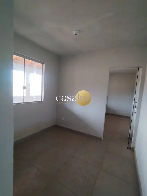 Foto 2 de Casa com 2 quartos à venda, 300m2 em Ibirite - MG