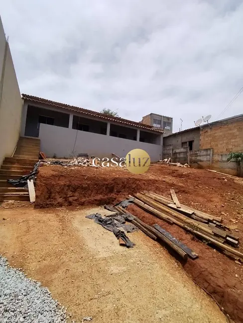 Foto 1 de Casa com 2 quartos à venda, 300m2 em Ibirite - MG