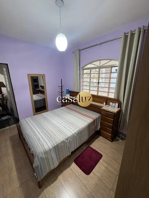 Foto 7 de Casa com 3 quartos à venda, 300m2 em Los Angeles, Ibirite - MG